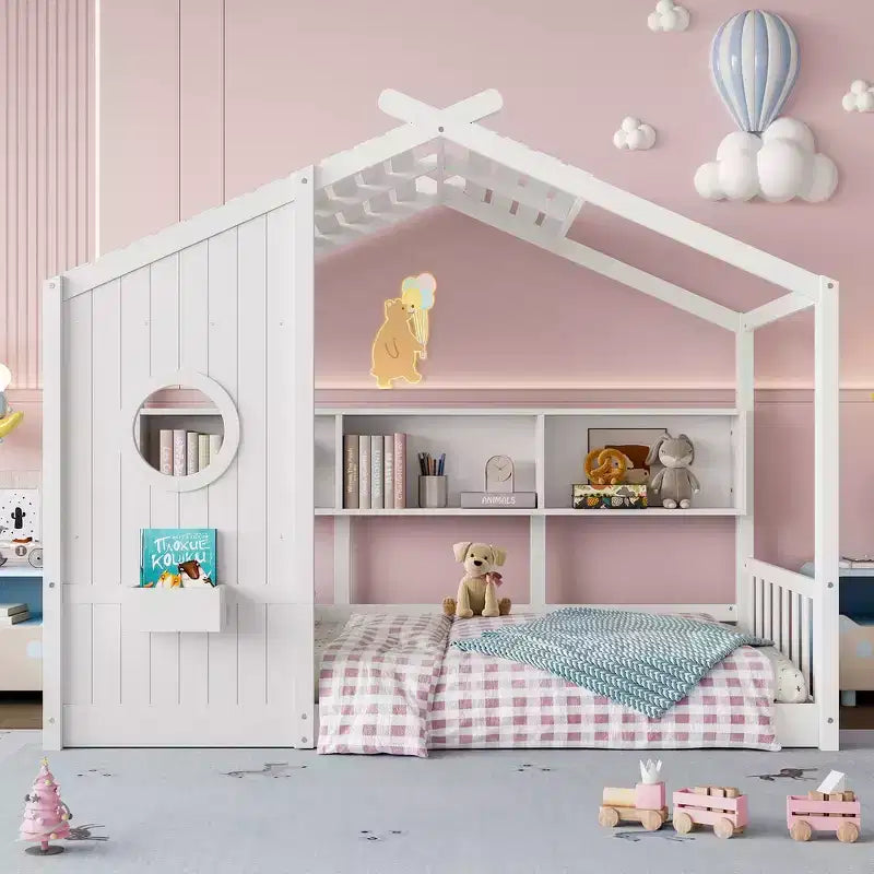 Lit cabane au sol simple, lit Montessori pour enfants avec étagère de rangement et toit