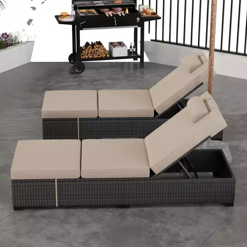 Ensemble de 2 chaises longues de patio, chaises longues d'extérieur en rotin et osier avec inclinaison réglable et coussins