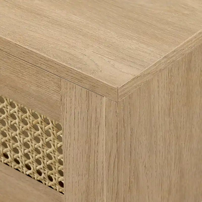 Meuble TV flottant Middlebrook Scandi 70 pouces avec portes en similicuir tressé