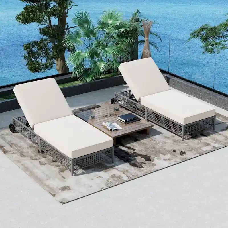Chaise longue de patio avec dossier inclinable à 5 positions, coussin et roulettes