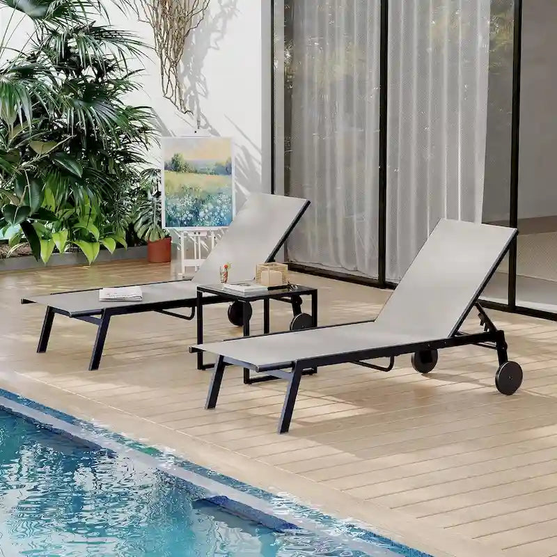 Lot de 3 Chaises Longues de Jardin avec Table d'appoint, Chaises Longues de Piscine à Dossier Réglable avec Roues