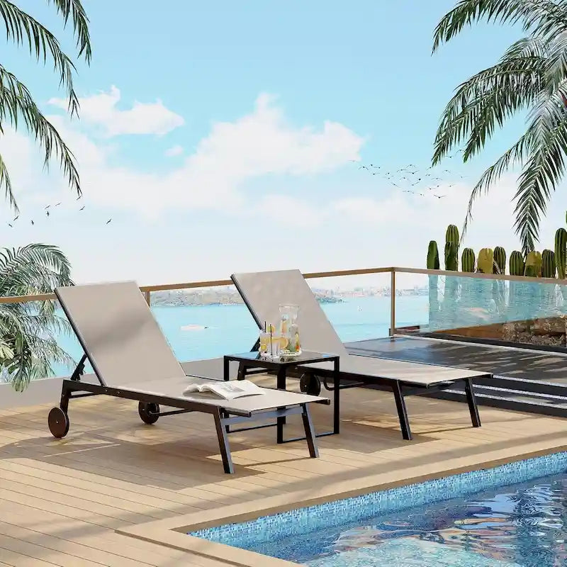 Lot de 3 Chaises Longues de Jardin avec Table d'appoint, Chaises Longues de Piscine à Dossier Réglable avec Roues