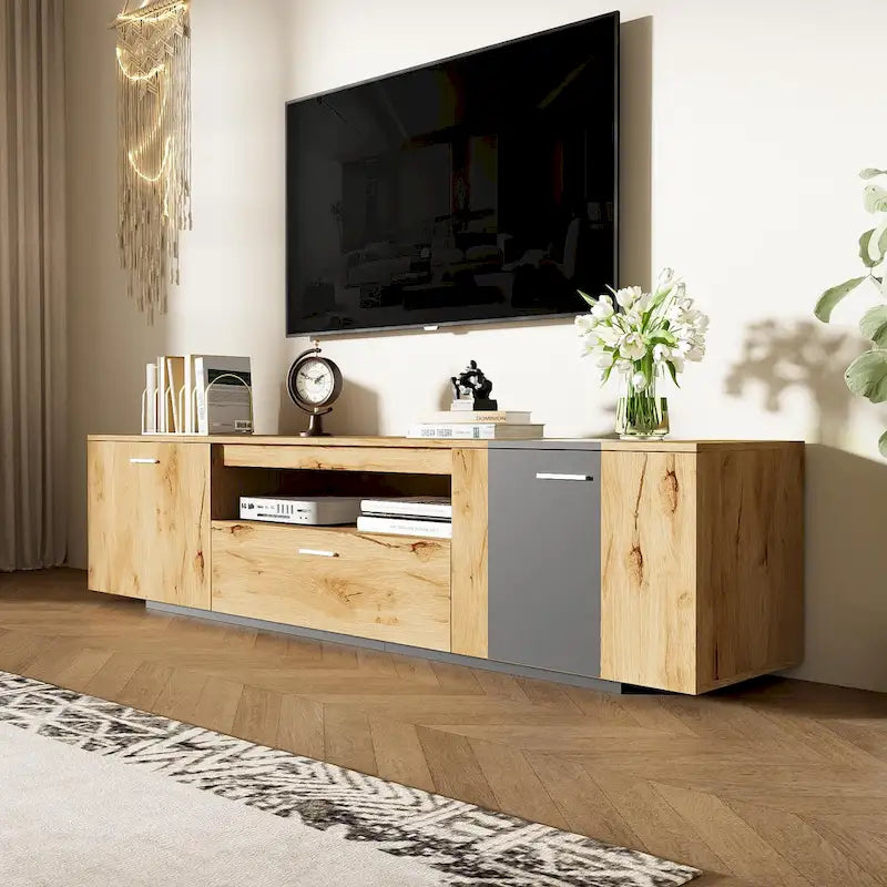 Meuble TV 70,86" gris et bois naturel avec 3 armoires et tiroir pour téléviseurs jusqu'à 80"