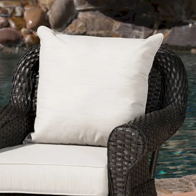 Fauteuil à bascule pivotant en osier d'extérieur Amaya avec coussin (lot de 4) par Christopher Knight Home