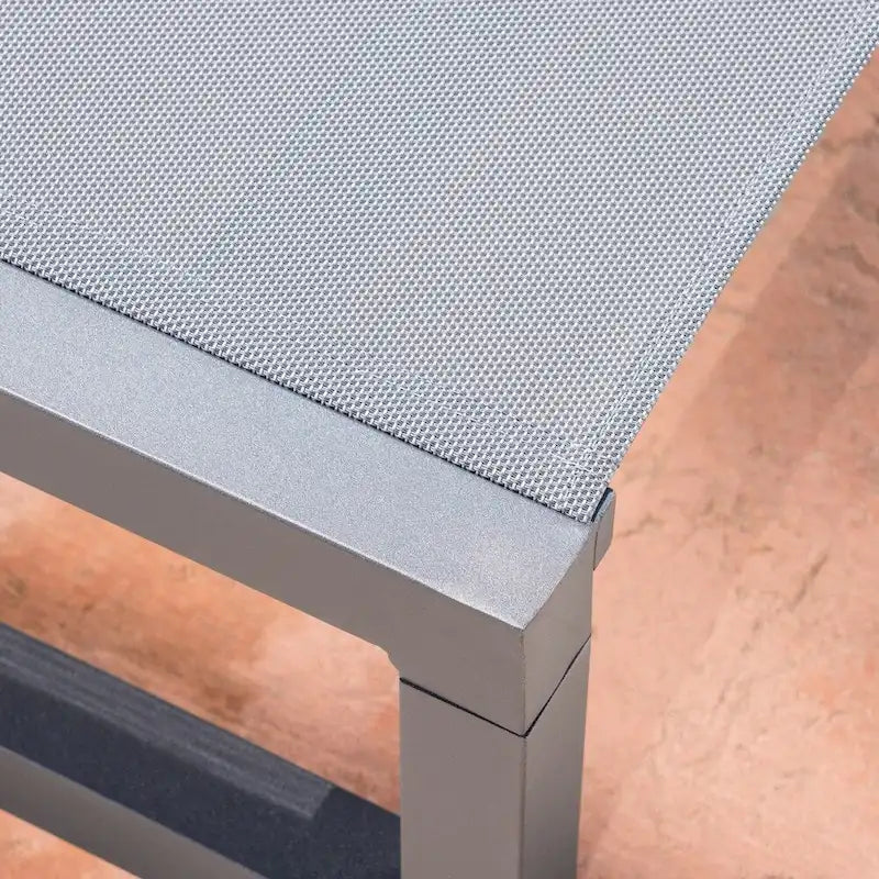 Ensemble de 2 chaises longues Modesta Outdoor sans accoudoirs en aluminium par Christopher Knight Home