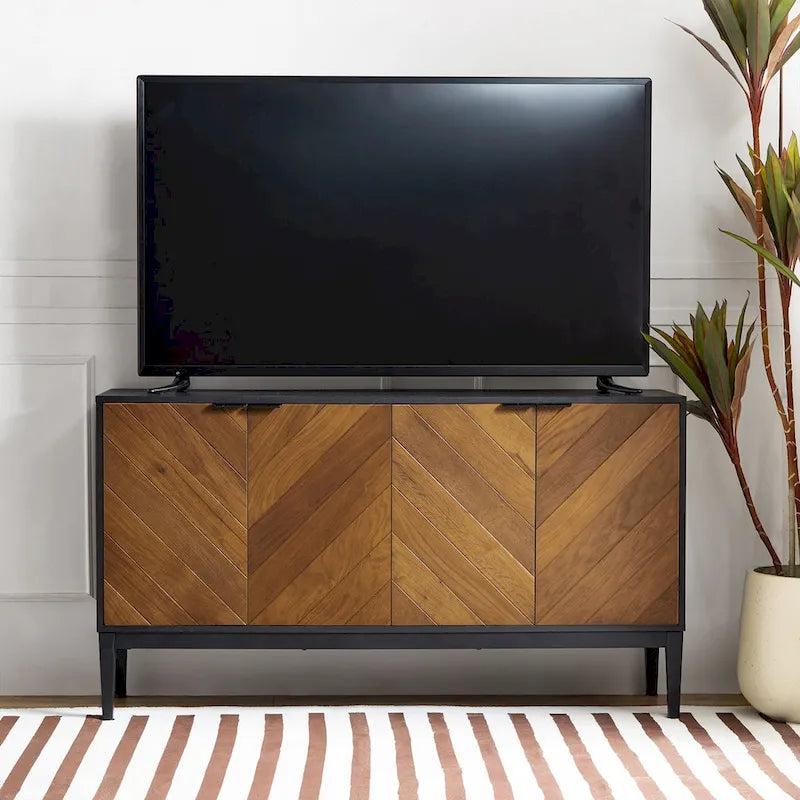 Meuble TV en chevrons moderne Senin avec étagères réglables de HULALA HOME - 140 cm