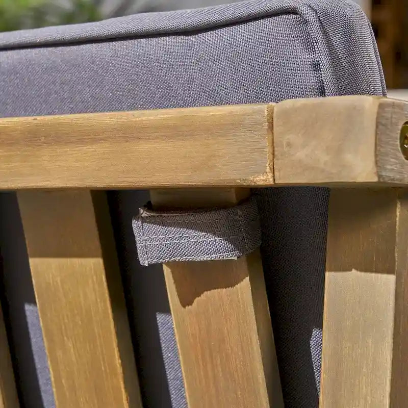 Ensemble de conversation d'extérieur Newbury en bois d'acacia 4 places avec table basse par Christopher Knight Home