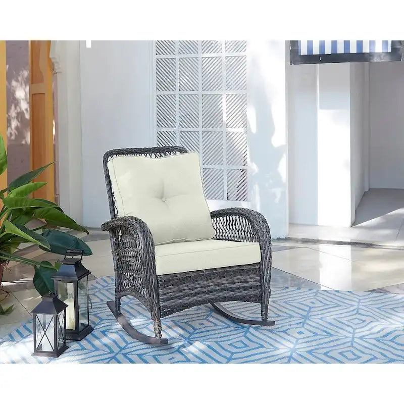 Fauteuil à bascule d'extérieur en rotin et acier Furttuo Manhattan Comfort avec coussins