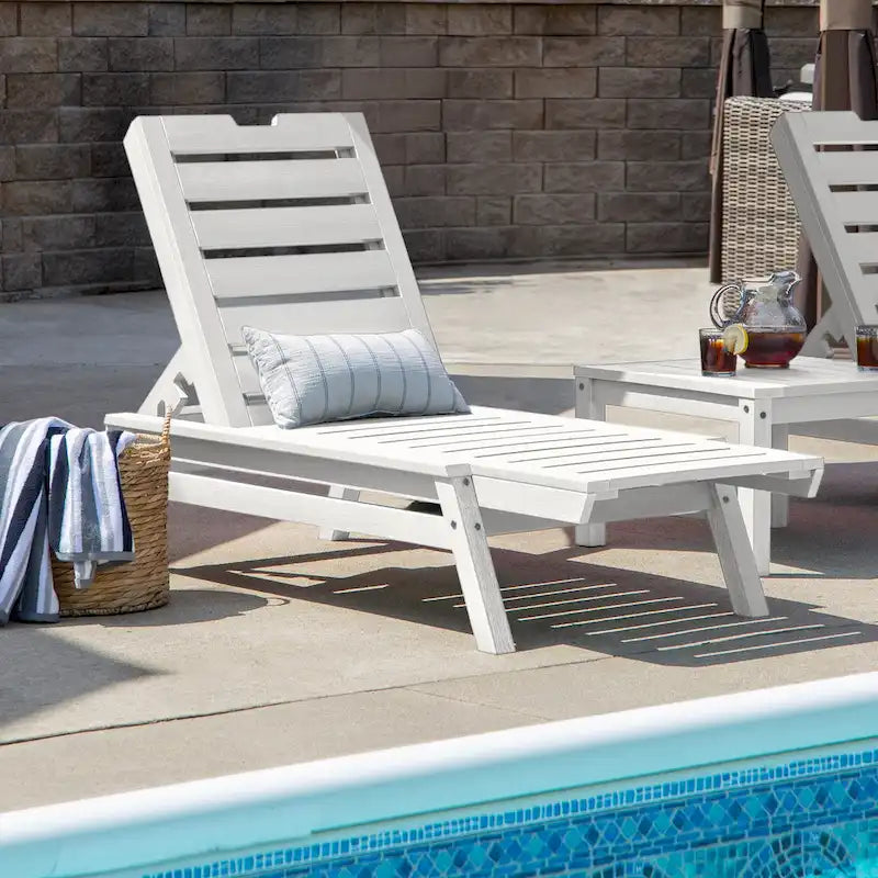 Chaise longue commerciale empilable HIGHWOOD Crestone
