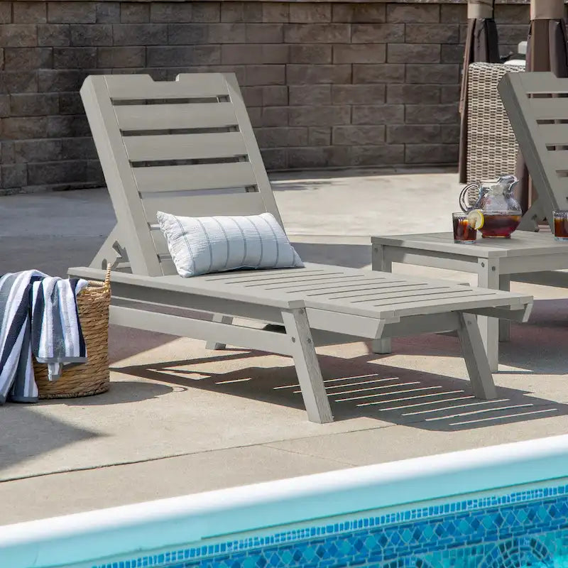 Chaise longue commerciale empilable HIGHWOOD Crestone