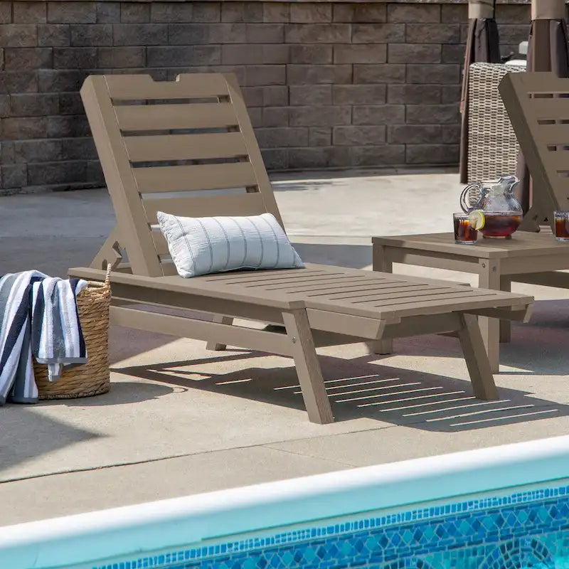 Chaise longue commerciale empilable HIGHWOOD Crestone