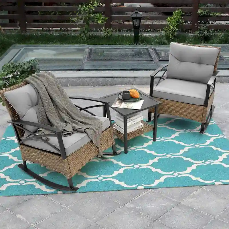 HOMEFUN Ensemble 3 pièces de fauteuils à bascule de jardin en rotin/osier avec coussins et table
