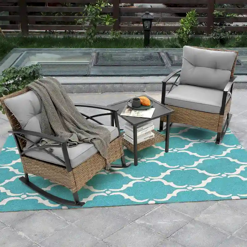 HOMEFUN Ensemble 3 pièces de fauteuils à bascule de jardin en rotin/osier avec coussins et table