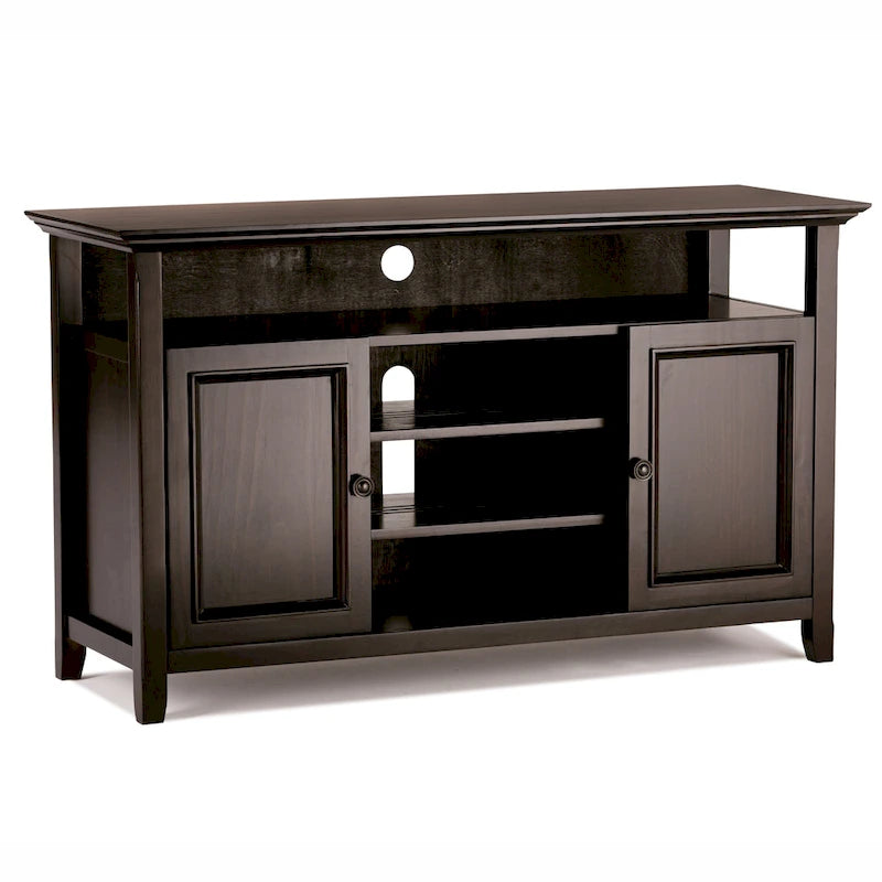 Meuble TV de style transitionnel en bois massif de 54 po de large WYNDENHALL Halifax - 54 L x 18,9 P x 31,9 H