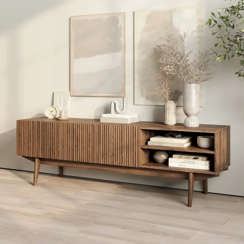 Meuble TV Living Skog Kelly pour téléviseurs jusqu'à 65 po avec pieds en bois au design scandinave moderne du milieu du siècle
