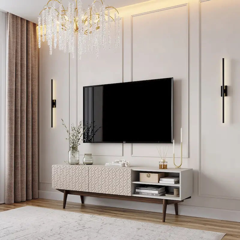 Meuble TV Living Skog Kelly pour téléviseurs jusqu'à 65 po avec pieds en bois au design scandinave moderne du milieu du siècle