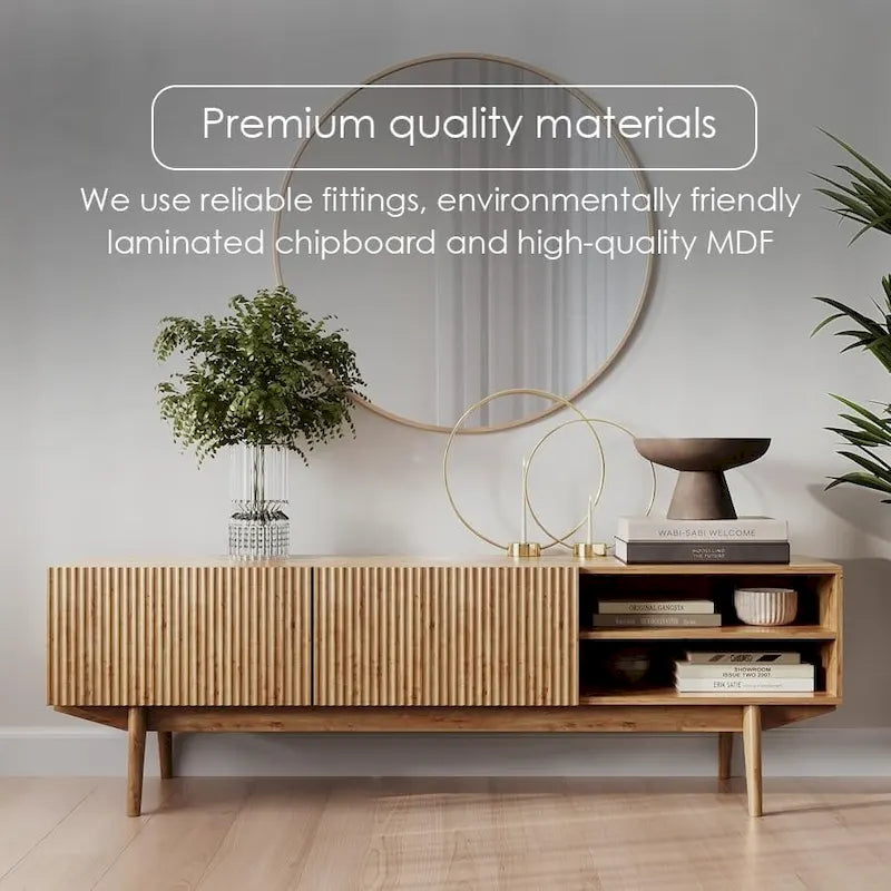 Meuble TV Living Skog Kelly pour téléviseurs jusqu'à 65 po avec pieds en bois au design scandinave moderne du milieu du siècle