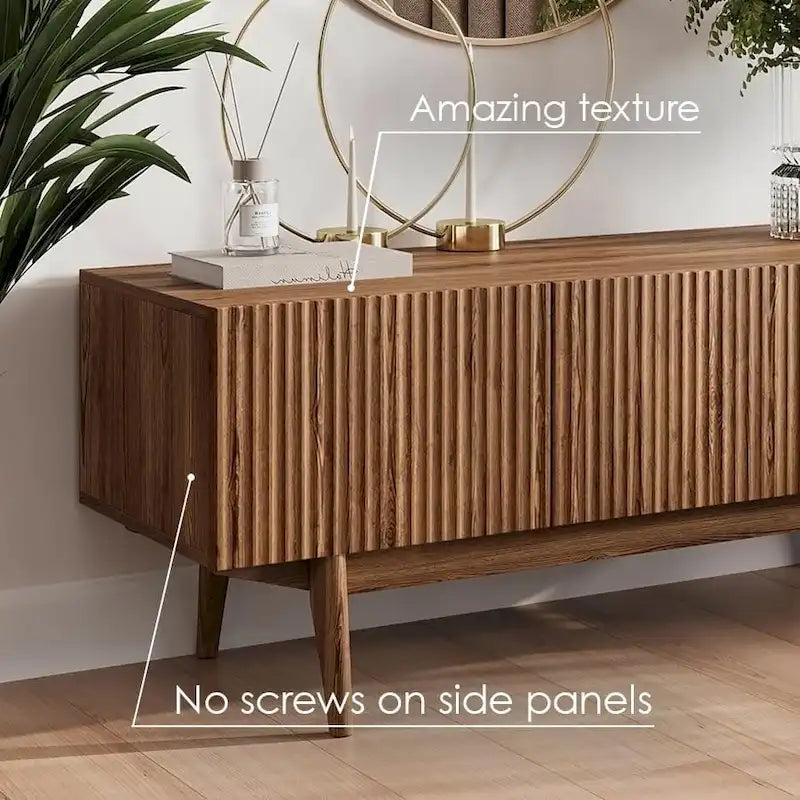 Meuble TV Living Skog Kelly pour téléviseurs jusqu'à 65 po avec pieds en bois au design scandinave moderne du milieu du siècle