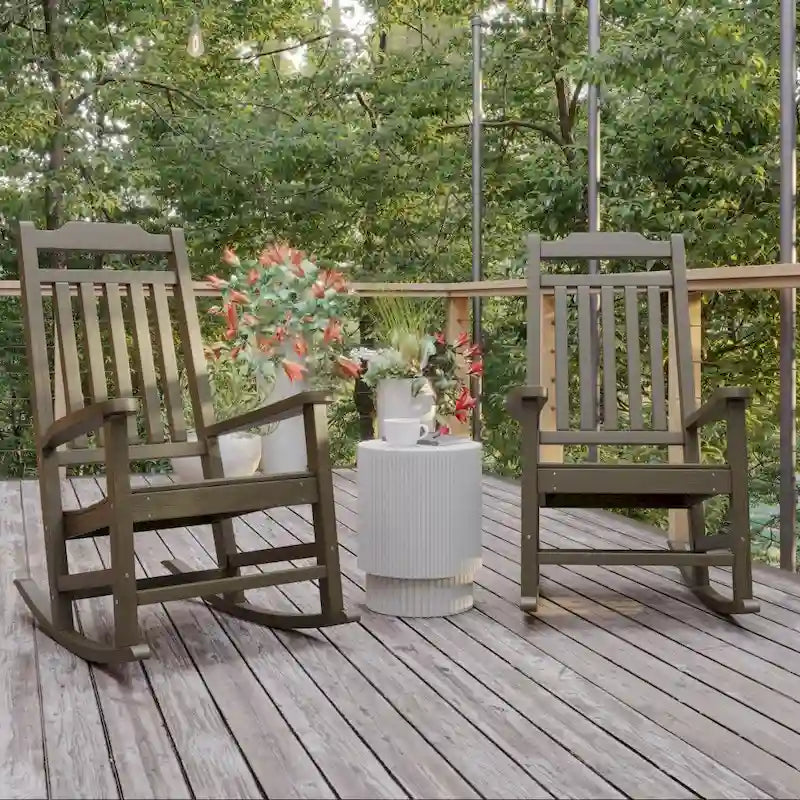 Lot de 2 chaises à bascule en faux bois tout temps - Meubles de patio et de jardin