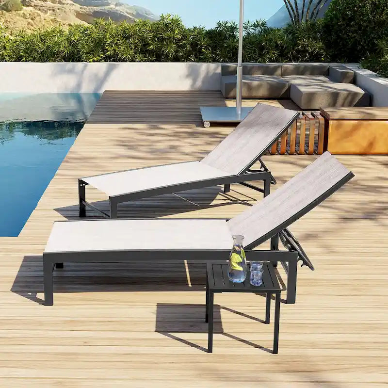 VredHom Chaises longues de jardin réglables en aluminium et table d'appoint – 153,4 cm (L) x 62,5 cm (l) x 40,9/103,6 cm (H)