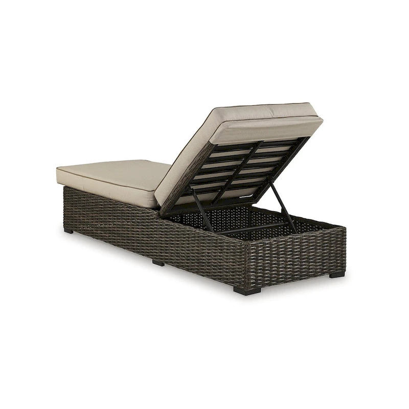 Signature Design by Ashley Coastline Bay Brown, chaise longue d'extérieur avec coussin - 28,13 L x 76,88 P x 17,25 H