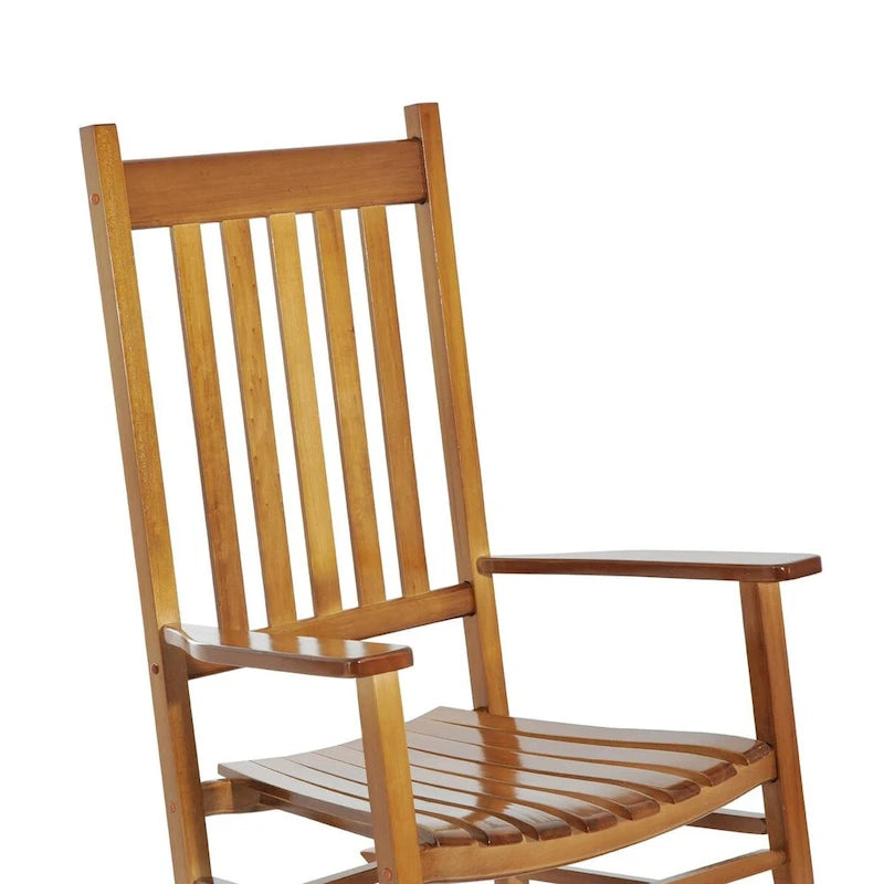 Chaise berçante d'extérieur en bois avec accoudoirs lisses et dossier haut