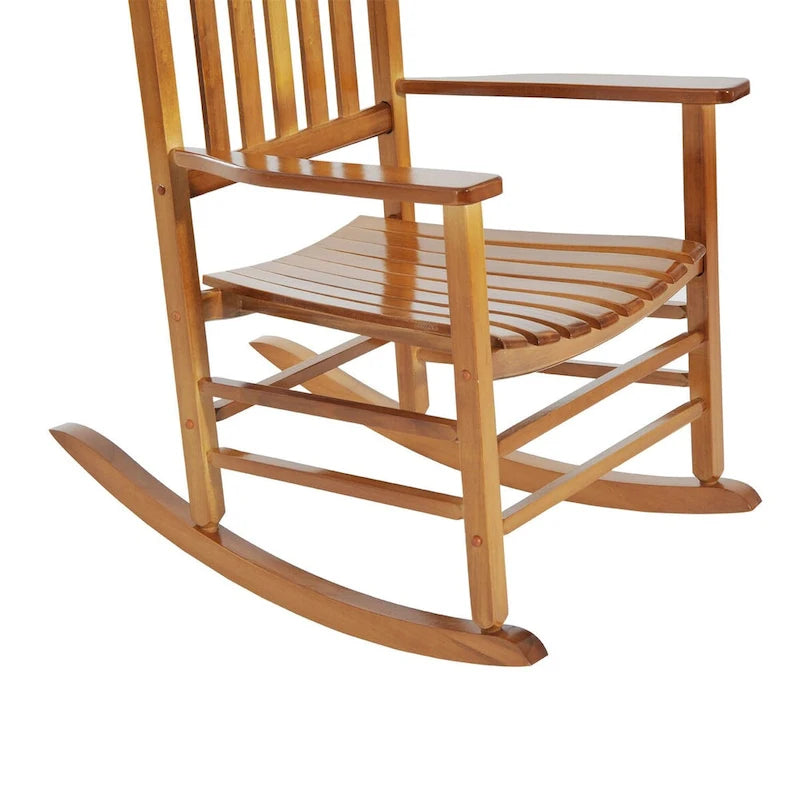 Chaise berçante d'extérieur en bois avec accoudoirs lisses et dossier haut