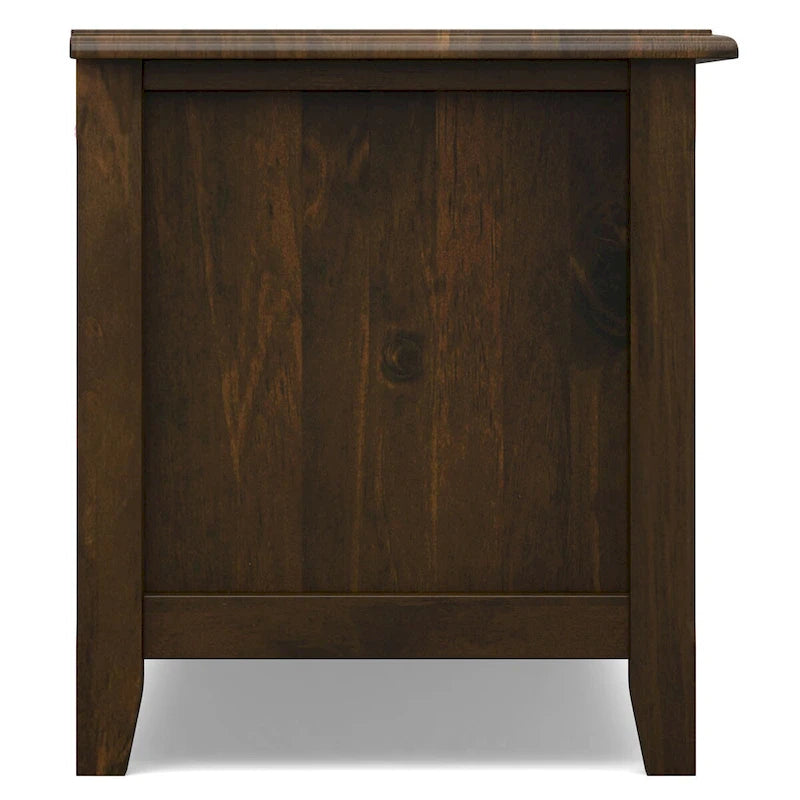 Meuble TV/multimédia de transition en bois massif 72 po WYNDENHALL Portland brun acajou Pour téléviseurs jusqu'à 80 po - 17 P x 72 L x 20 H
